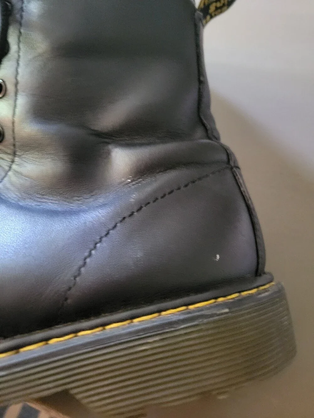 Doc Martens Youth Combat Boots Lace Up Side Zip Juniors Unisex Mens 6 Ladies 7